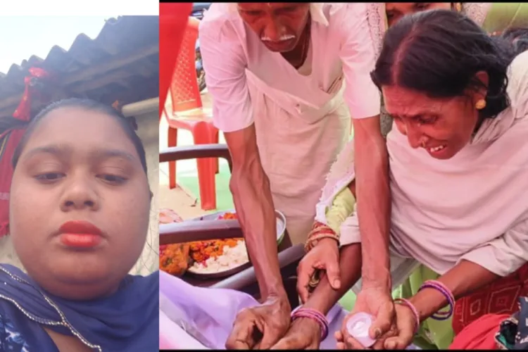 Yogita on the left and her sobbing mother on the funeral of Yogita (Photo: Organiser)
