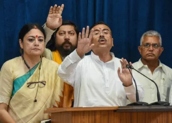 Suvendu Adhikari’s First Bengal Cabinet Meeting: BSF Border Fencing, Ayushman Bharat, Census Push Announced
