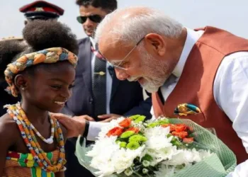 PM Narendra Modi with a little African girl (File Image)