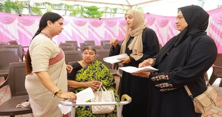 A political row erupted in Udupi after BJP leaders alleged that a woman shown as a Muslim neighbour helping a Hindu widow was actually her daughter who had converted to Islam