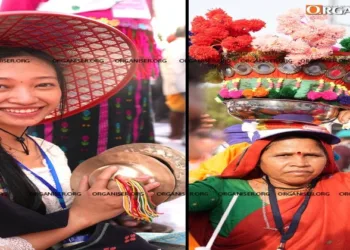 Tribals at the Janjati Sanskriti Samagam