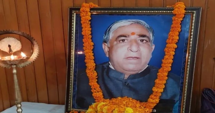 Hiralal Chatta