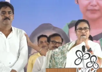 Saokat Molla with Mamata Banerjee