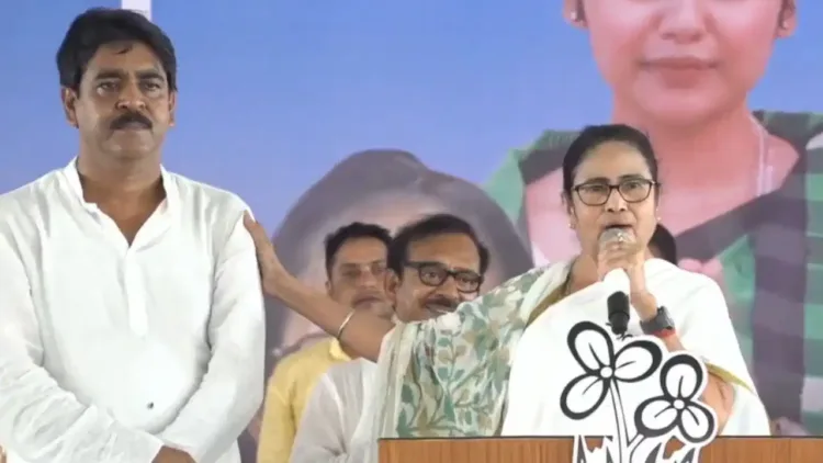 Saokat Molla with Mamata Banerjee