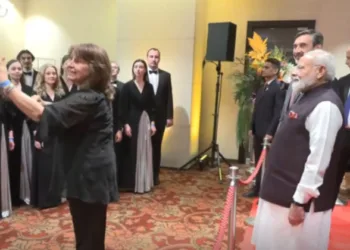 PM Modi welcomed in Slovakia with rendition of 'Vande Mataram'
