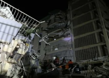 Twin earthquakes devastate Venezuela