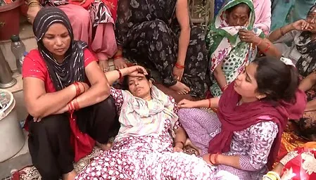 The victim, identified as Surya Pratap, succumbed to his injuries at a hospital.