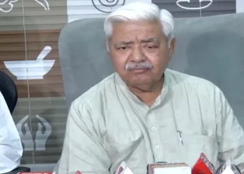 VHP International Working President Alok Kumar addressing the media