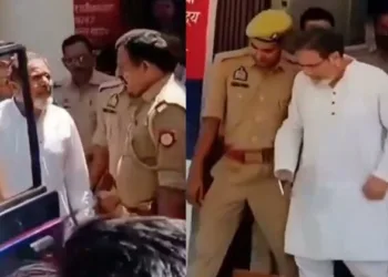 Aligarh police arrest Anwar Hussain, brother of Samajwadi Party leader in beef smuggling case