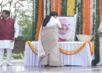 Delhi Chief Minister Rekha Gupta paid tribute to Bharatiya Jana Sangh founder Syama Prasad Mookerjee on his death anniversary