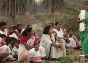 For 40 years, Bastar’s “Badi Didi” Dr. Budhri Tati walked across 570 villages to educate tribal girls and transform lives
