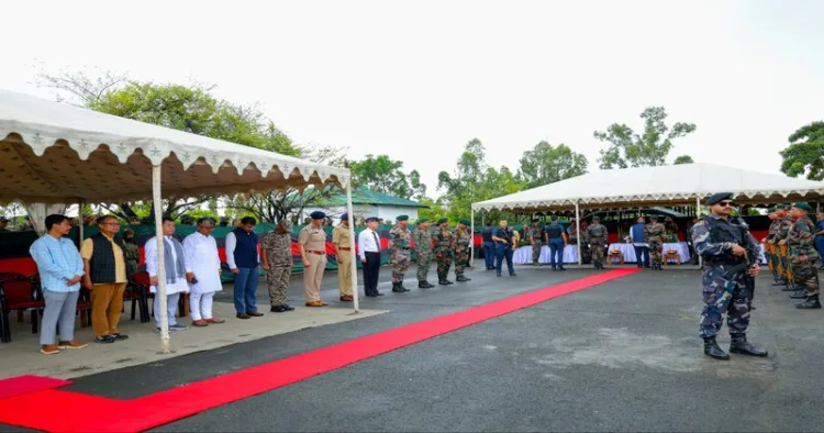 Chief Minister Yumnam Khemchand Singh pays tribute to the martyred soldiers