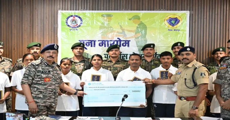 Eight hardcore Naxalites, active in Jharkhand and carrying a combined cash reward of 49 lakh, surrendered in Bijapur, Chhattisgarh