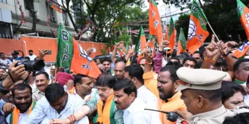 Telangana BJP president N. Ramchander Rao and party workers detained by Hyderabad Police