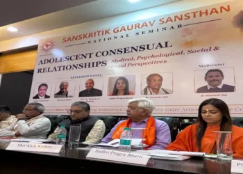 Dignitaries on the stage at national seminar organised by Sanskritik Gaurav Sansthan in New Delhi