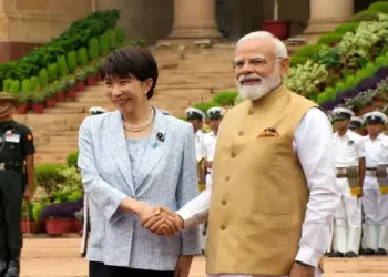 Japanese Prime Minister Sanae Takaichi recieves a ceremonial welcome at Rashtrapathi Bhavan, New Delhi