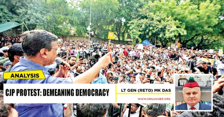 From Kejriwal to Pawar, Opposition leaders visit Jantar Mantar to back CJP protest