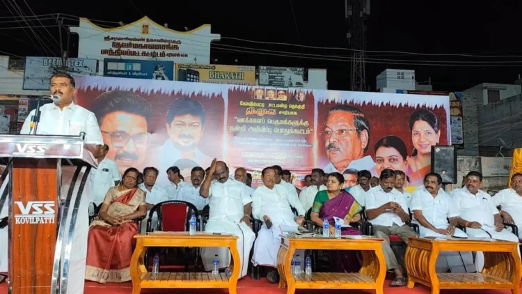 DMK MLA GV Markandayan speaking on stage