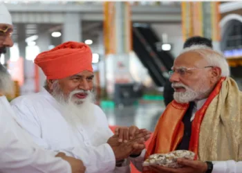 PM Modi Applauds Sant Niranjan Dass' Social Welfare Work During Punjab Visit
