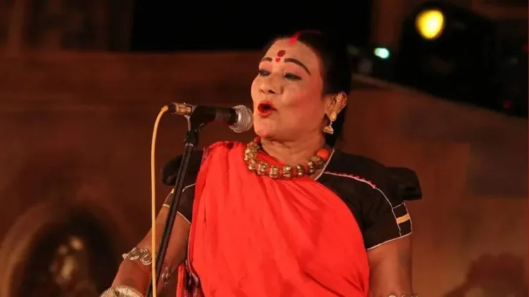 Teejan Bai during a performance