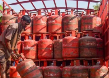 Commercial LPG cylinder price drops by Rs 183.50 in Delhi from July 1