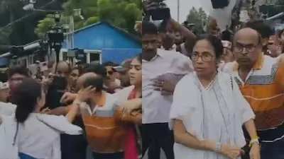 The TMC chief led a protest march from Ballygunge Phari to Hazra More over the rape and murder of an 11-year-old girl in Baruipur. (Photo: X)