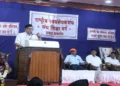 Akhil Bharatiya Karyakarini Sadasya Bhaiyyaji Joshi addressing the gathering