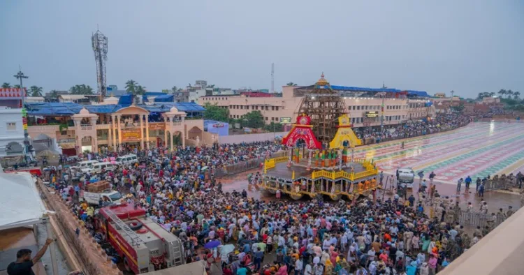 Devotees gather in large numbers in Puri for Mahaprabhu Jagannath's Nabajaubana Darshan