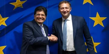 Union Minister Piyush Goyal (Left) and European Commissioner for Agriculture and Food, Christophe Hansen (Right)