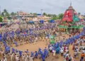 Caption : The Dakshina Moda ritual of Chariots in Puri Grand Road