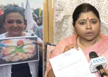 Sreelekha Mitra holding PM Modi poster (Left) & BJP leader Keya Ghosh (Right)