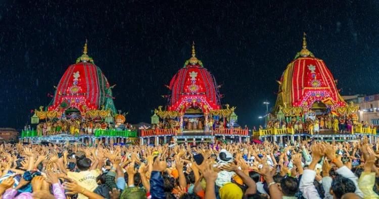 Lakhs of devotees gathered in Puri to witness the sacred Adhara Pana ritual ahead of Niladri Bije, the concluding ceremony of the annual Rath Yatra