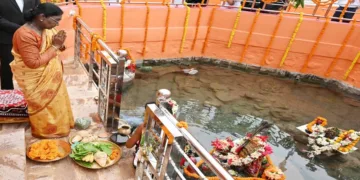 President Droupadi Murmu Offers Prayers at Tribal Shrine Maa Kandhuni Devi and Shiva Temples in Ganjam