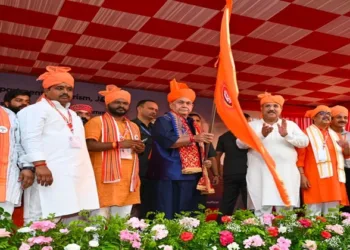 J&K LG Manoj Sinha flags off Budha Amarnath Yatra