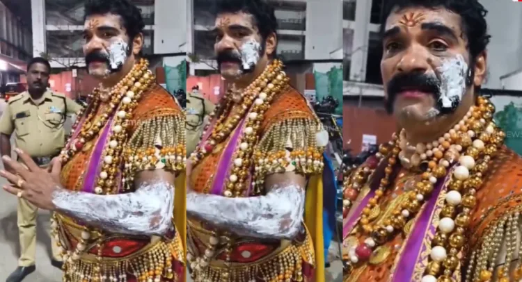 Chandrababu dressed as Mahabali (Image Courtesy- Manoramanews