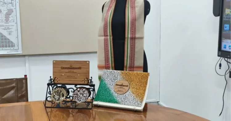 Crafting Bharat: NID Ahmedabad Designs Rashtrapati Bhavan’s 80th Independence Day Invitation Kit
