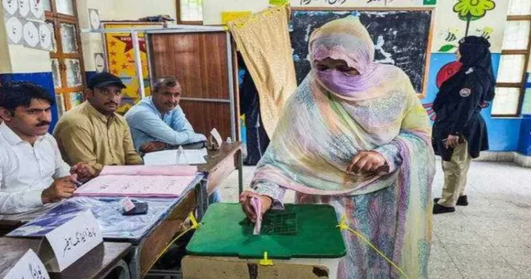 A woman casting her vote in PoJK (File Image)
