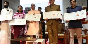 Keralam Governor Rajendra Vishwanath Arlekar releasing Sree Padmanabha Swami Permanent Pictorial Cancellation & Special Cover at Panchajanyam Nelpura Hall, in Thiruvananthapuram