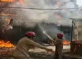 At least 7 people were killed and several others injured after a pre-dawn fire engulfed a hotel in Tarapith, West Bengal