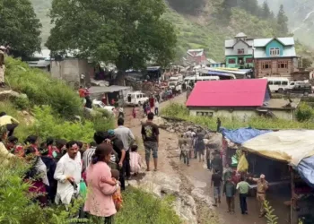 Rescue operations underway in J&K's Kishtwar after cloudburst struck the Machail Mata Yatra route.