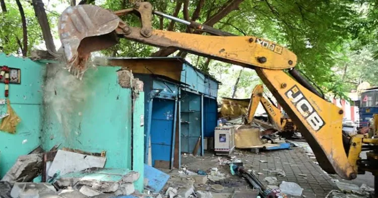 GBA demolishes 233 illegal shops in Bengaluru’s KR Market area in a major encroachment clearance drive