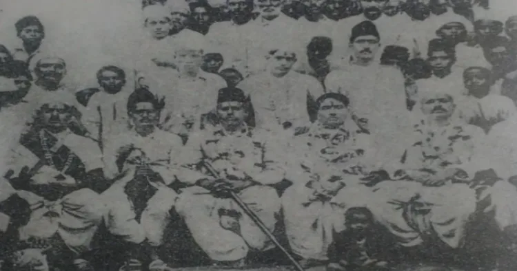 Dr Hedgewar participating in the 1930 satyagraha against the British