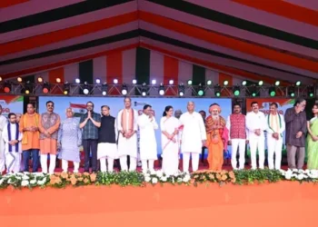 Odisha CM Minister Mohan Charan Majhi, along with senior state leaders, participates in the Tiranga Yatra during the ‘Har Ghar Tiranga’ programme in Bhubaneswar