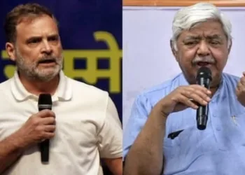Congress leader Rahul Gandhi (Left) and VHP International President Alok Kumar (Right)