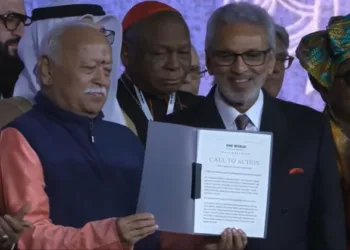 Sarsanghchalak Dr Mohan Bhagwat presented call for action resolution of 200 religious leaders.