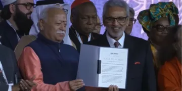 Sarsanghchalak Dr Mohan Bhagwat presented call for action resolution of 200 religious leaders.