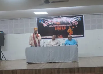 RSS Seva Pramukh Parag Abhyankar Ji and others in Shat Kanthe Shatabdi Ra Swara’ in Bhubaneswar
