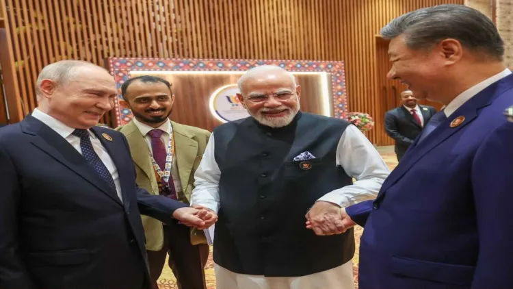 (From Left to Right): Russian President Vladimir Putin, PM Modi & Chinese President Xi Jinping