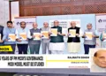 Rakshan Mantri Rajnath Singh and President of The Asiatic Society, Mumbai and former Rajya Sabha MP Vinay Sahasrabuddhe during the launch of ‘Understanding Transformative Governance | Modi@25’ Fellowship in New Delhi