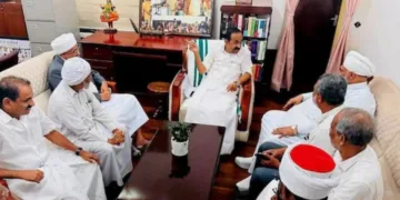 Kerala CM Deletes Post on Kanthapuram’s Misogyny After Muslim League Outrage; Sunni Group Meets Satheesan
